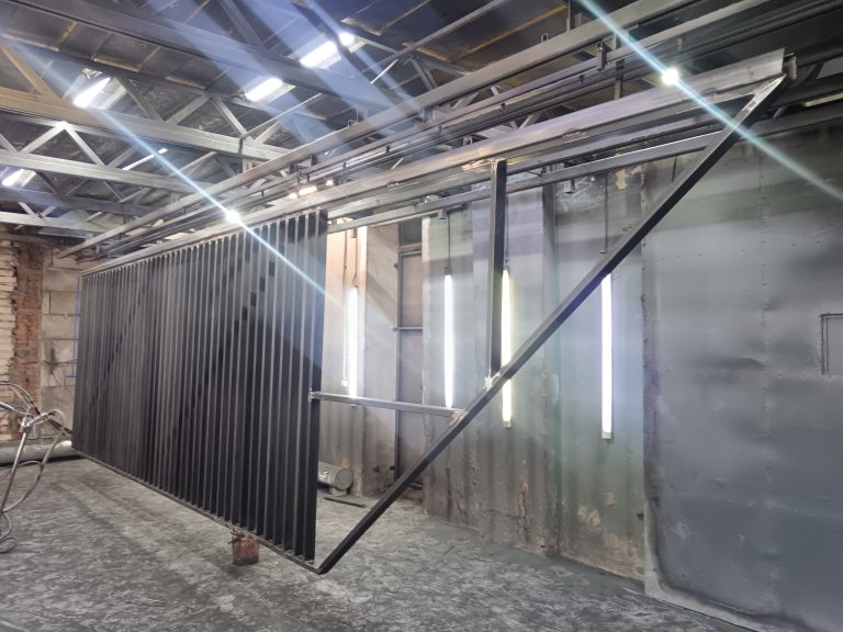 Подробнее о статье Заказывать у посредника или напрямую на производстве? Сравнение